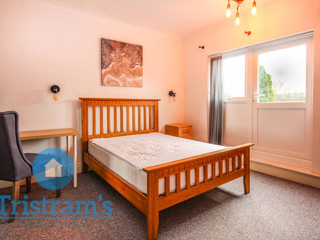 Room to rent in Room 3, Kimberley Road, Nuthall NG16, £625 pcm Zoopla