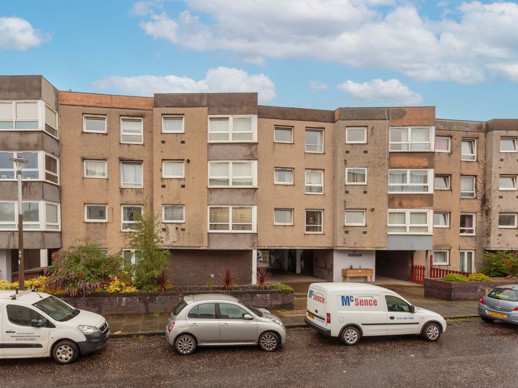 2 bed flat for sale in 41/1 Giles Street, Edinburgh EH6 Zoopla