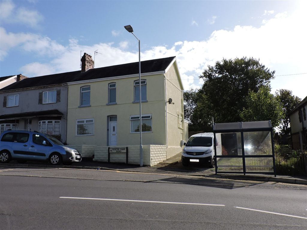 4 bed semidetached house for sale in Goetre Fawr Road, Killay, Swansea