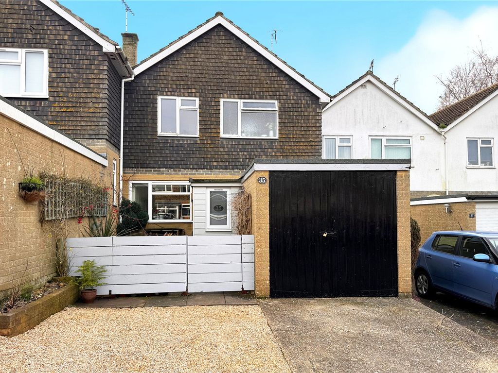 3 bed terraced house for sale in Cumberland Road, Angmering, West
