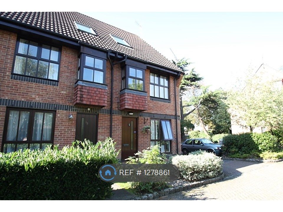 1 bed to rent in Badgers Close, Woking GU21, £1,125 pcm Zoopla