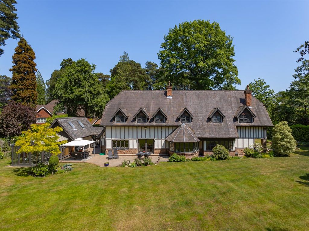 5 bed detached house for sale in Larch Avenue, Sunninghill, Ascot SL5