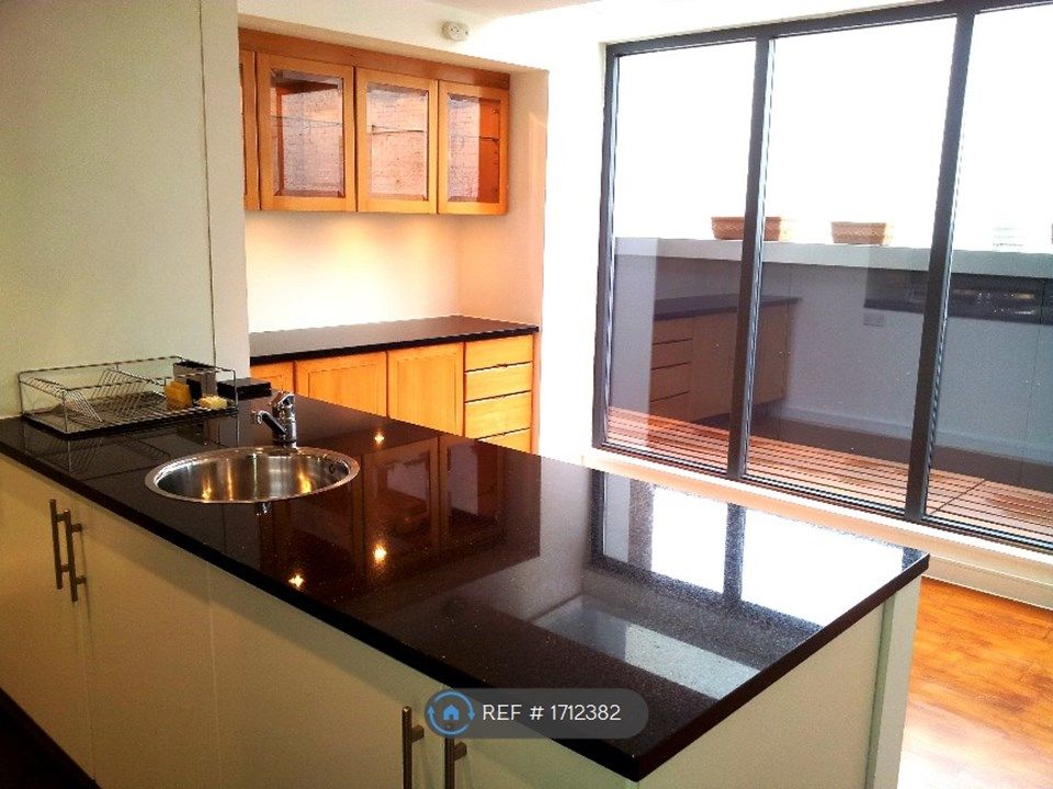 3 bed terraced house to rent in Chronos Building, Whitechapel E1 - Zoopla