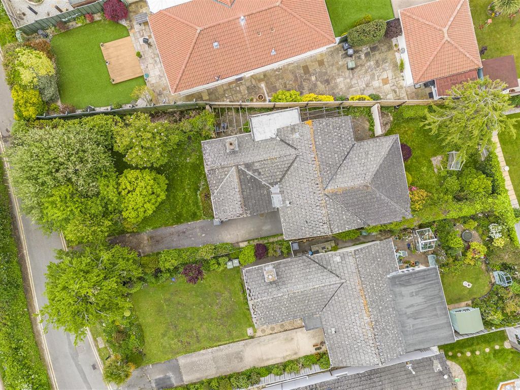 3 bed bungalow for sale in Wick Lane, Southbourne, Bournemouth BH6, £