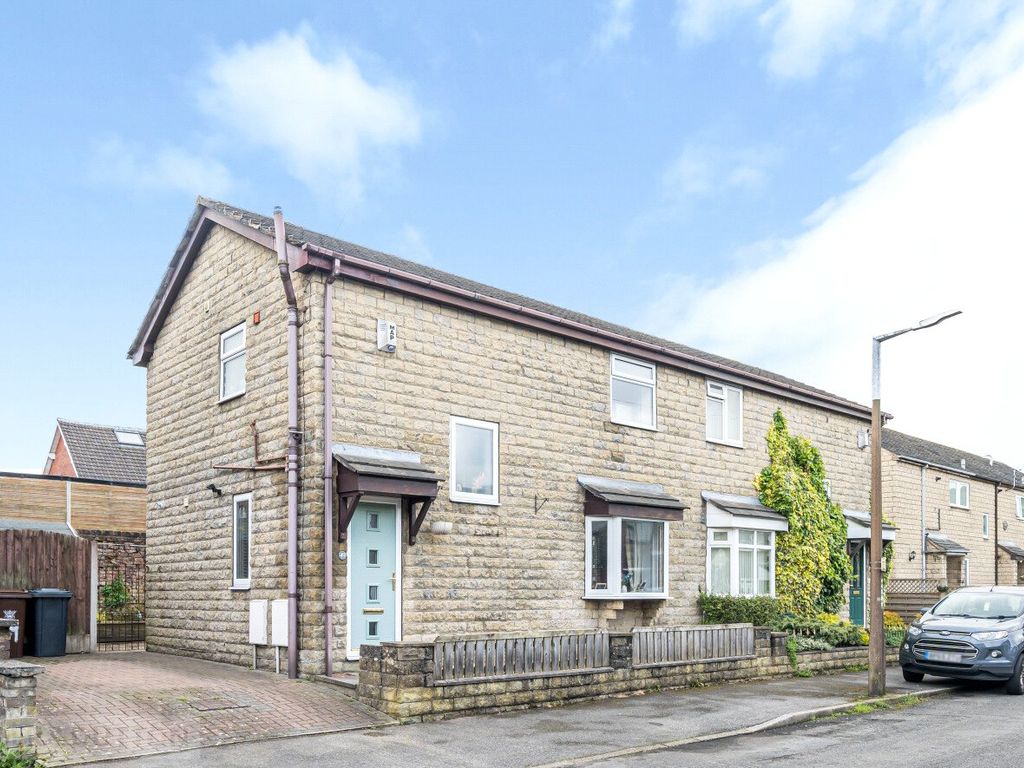 3 bed semidetached house for sale in Kershaw Street, Glossop