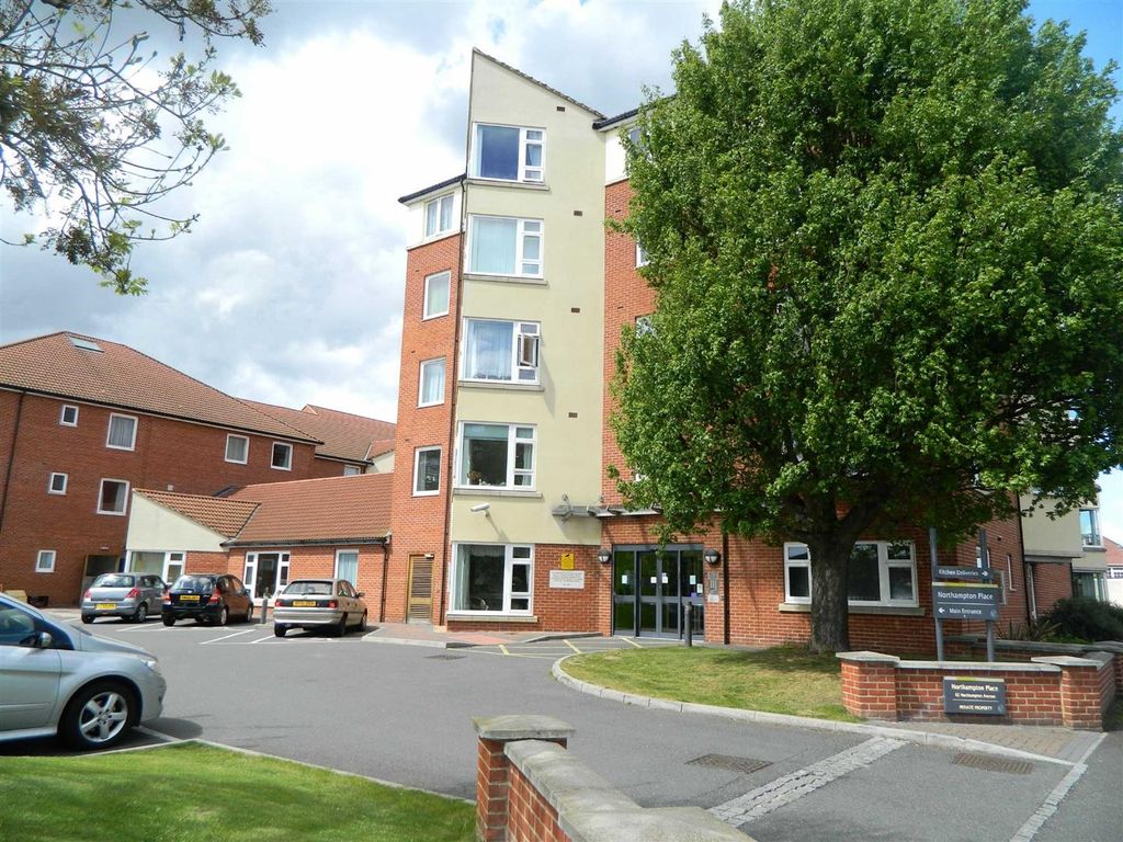 1 bed flat for sale in Northampton Avenue, Slough SL1 Zoopla