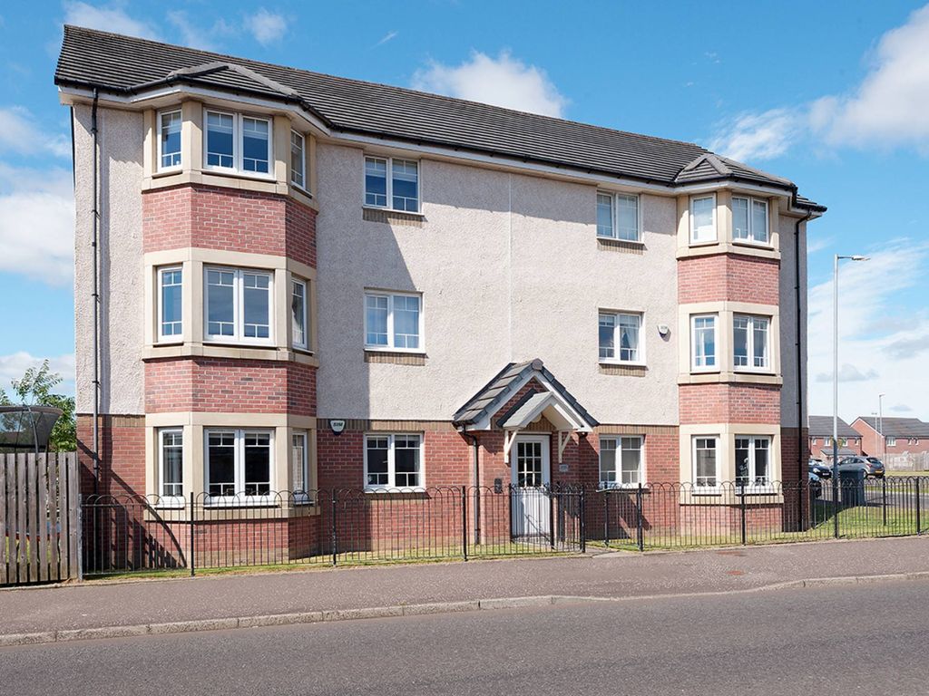 2 bed flat for sale in Gartloch Road, Craigend, Glasgow G33, £125,000