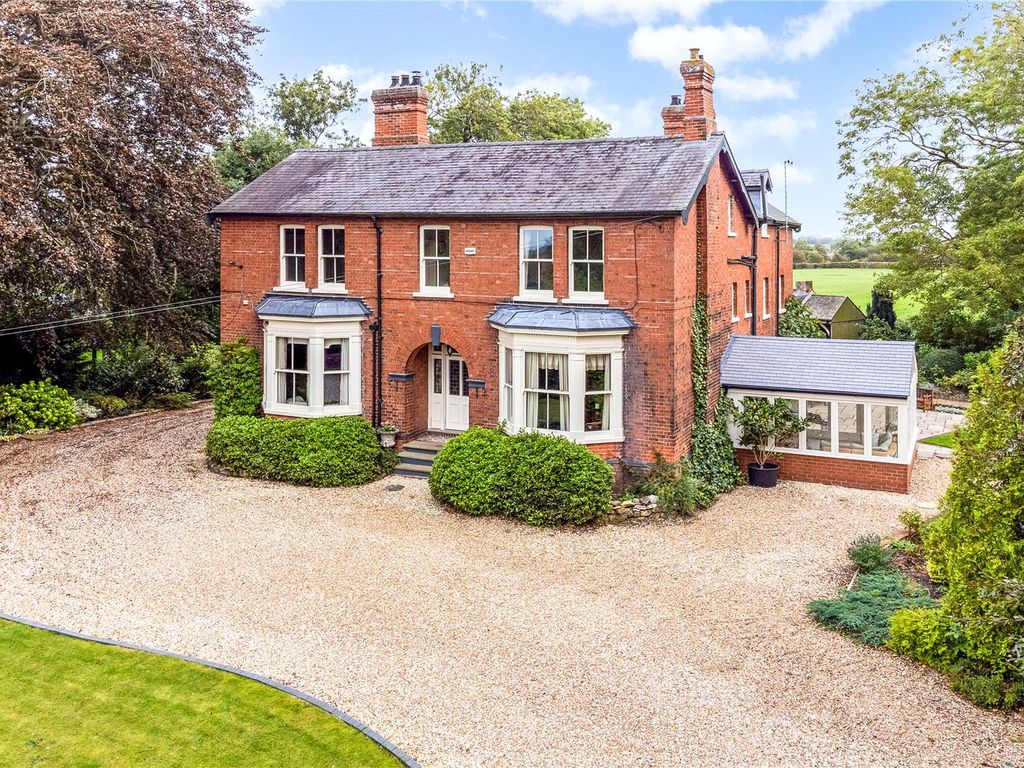 6 bed detached house for sale in Highfield, Thornton Road, South Kelsey