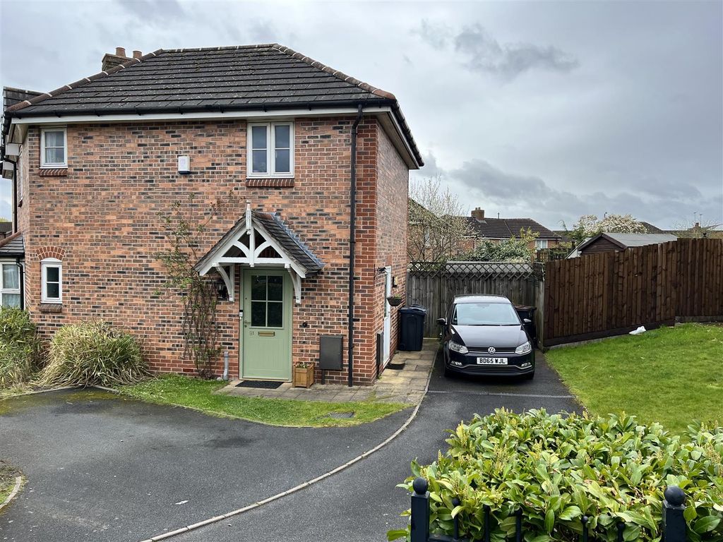 3 bed semidetached house for sale in Heathland Avenue, Hodge Hill, Birmingham B34 Zoopla