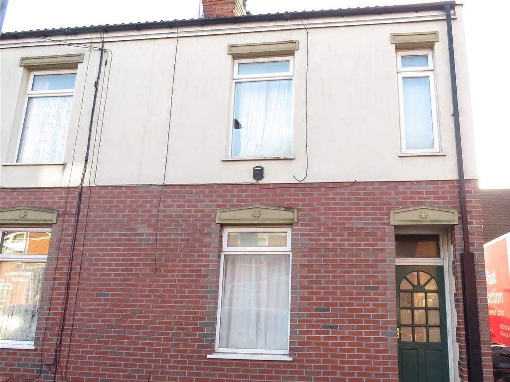 2 bed end terrace house for sale in Holland Street, Hull HU9 Zoopla