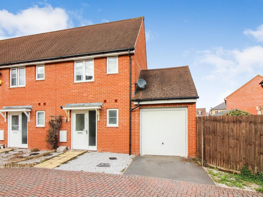 Moorcroft Lane Aylesbury HP18  