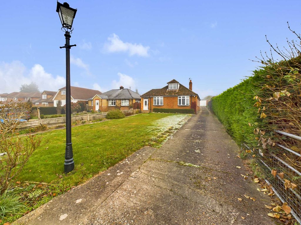 4 bed detached house for sale in Grovers Court, Road, Princes Risborough HP27 Zoopla