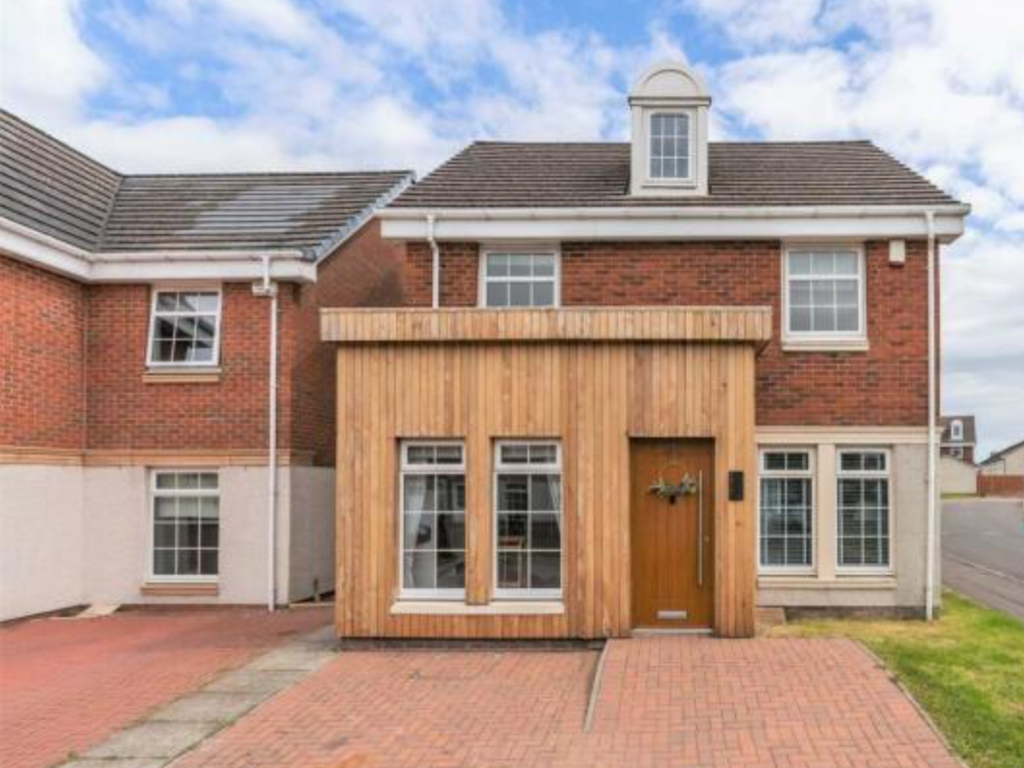 4 bed detached house for sale in Sibbald View, Armadale, Bathgate EH48