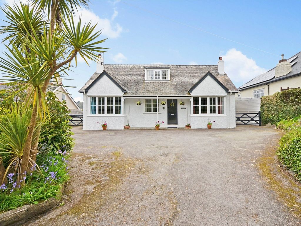 4 bed bungalow for sale in Moresk Road, Truro TR1 Zoopla