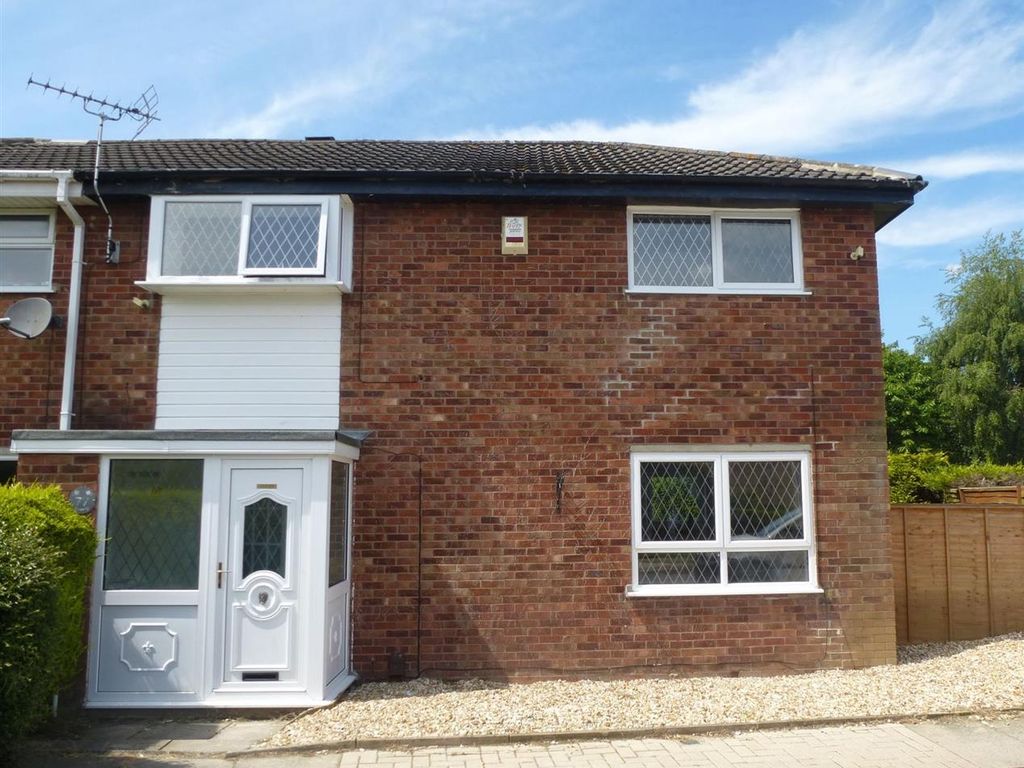 3 bed semidetached house to rent in Collingwood Crescent, Grimsby DN34
