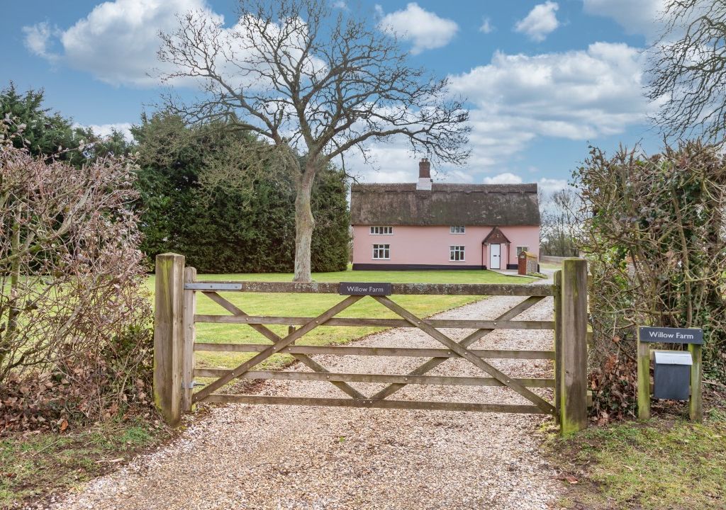 4 bed farmhouse for sale in Pye Lane, Southburgh, Thetford, Norfolk IP25 Zoopla
