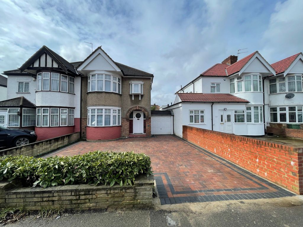 3 bed semidetached house to rent in Kenton Lane, Harrow HA3 Zoopla