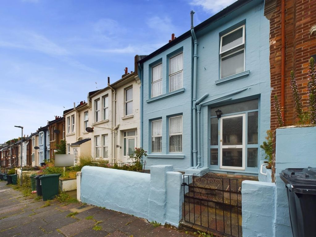 3 bed terraced house for sale in Milner Road, Brighton BN2, £375,000
