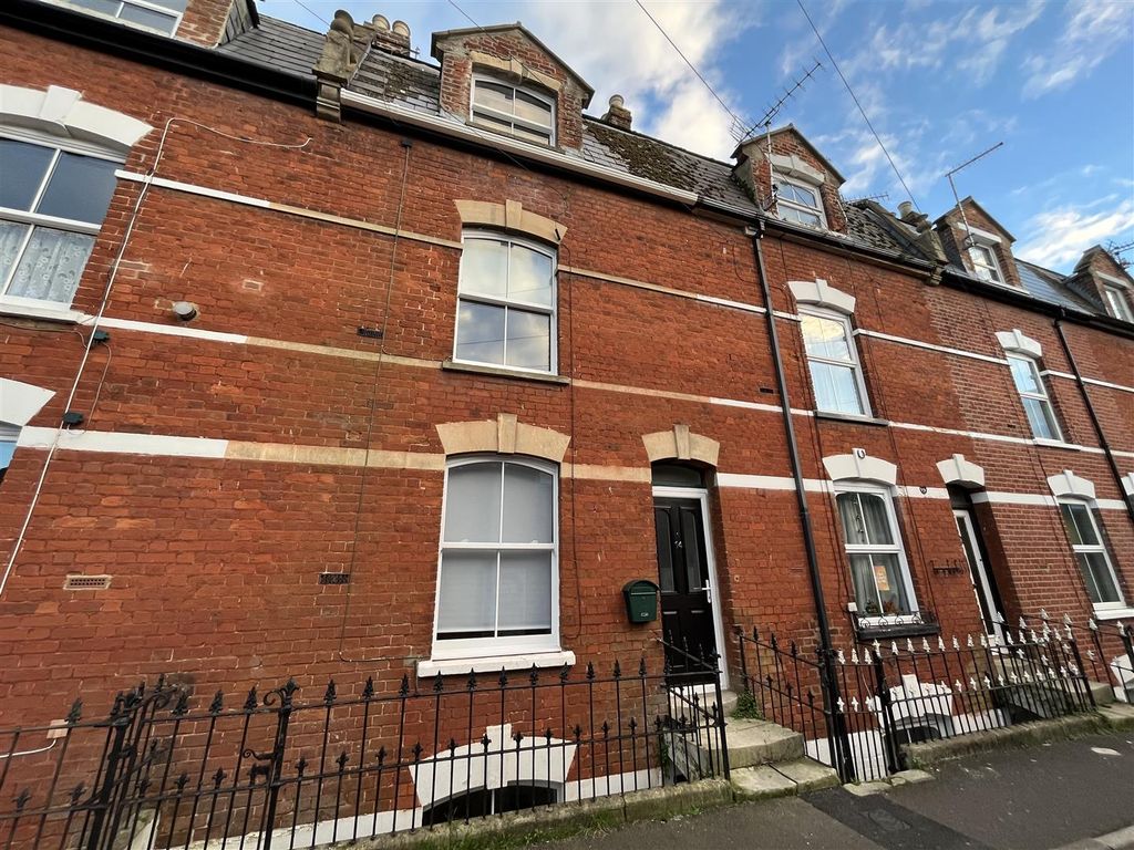 3 bed terraced house to rent in Victoria Grove, Bridport DT6, £995 pcm Zoopla