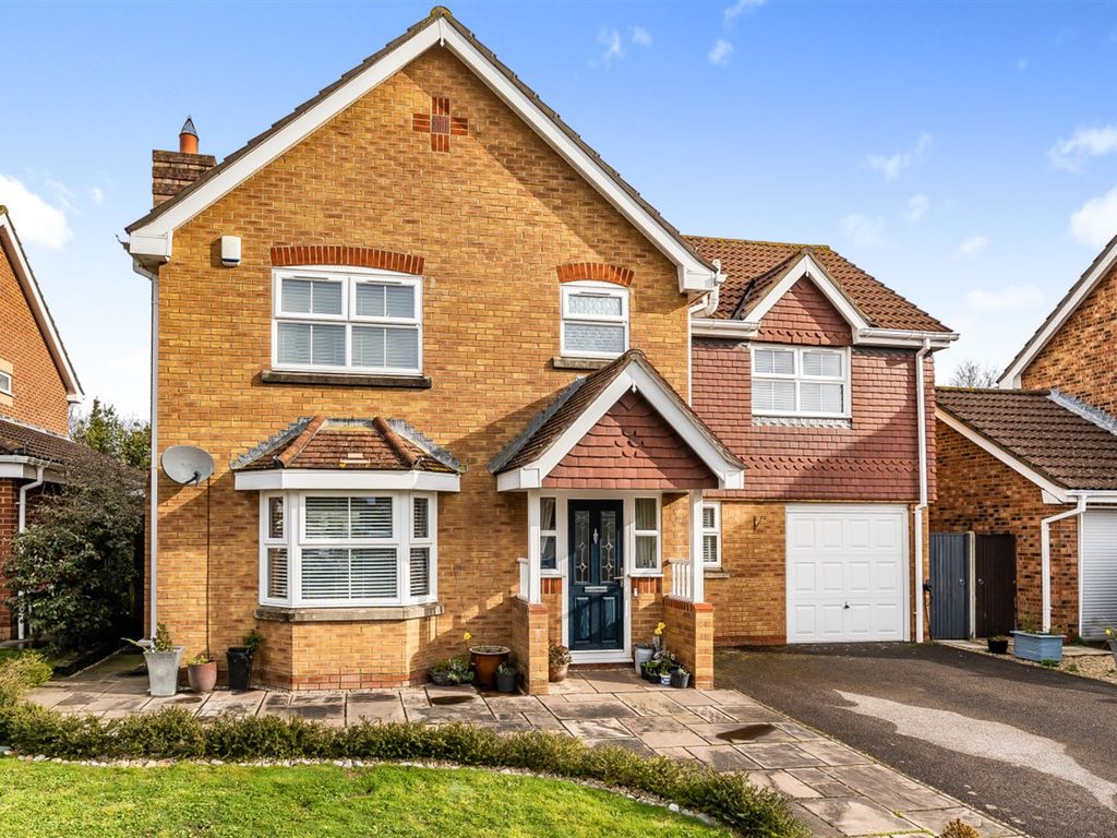 4 bed detached house for sale in 31 Aubrey Close, Hayling Island