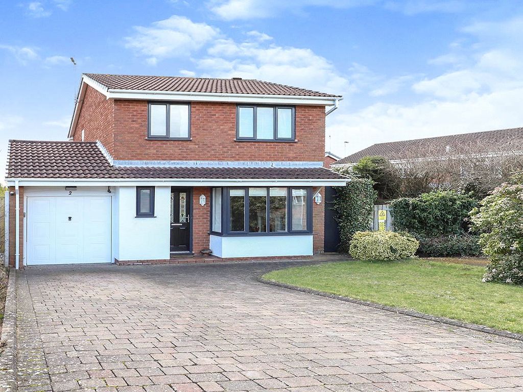 3 bed detached house for sale in Carisbrooke Road, Perton