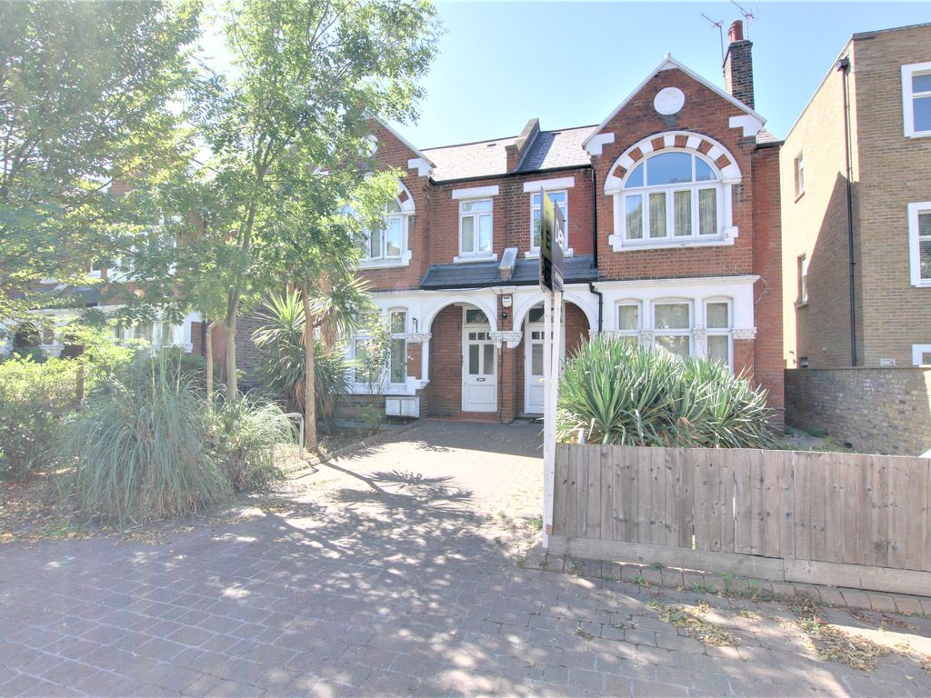 2 bed flat to rent in Argyle Road, (Pk349), West Ealing W13 Zoopla