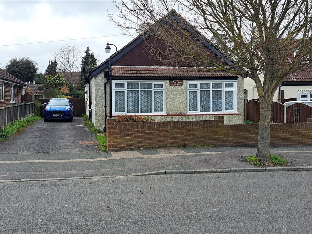 3 bed detached bungalow to rent in Hempstead Road, Hempstead