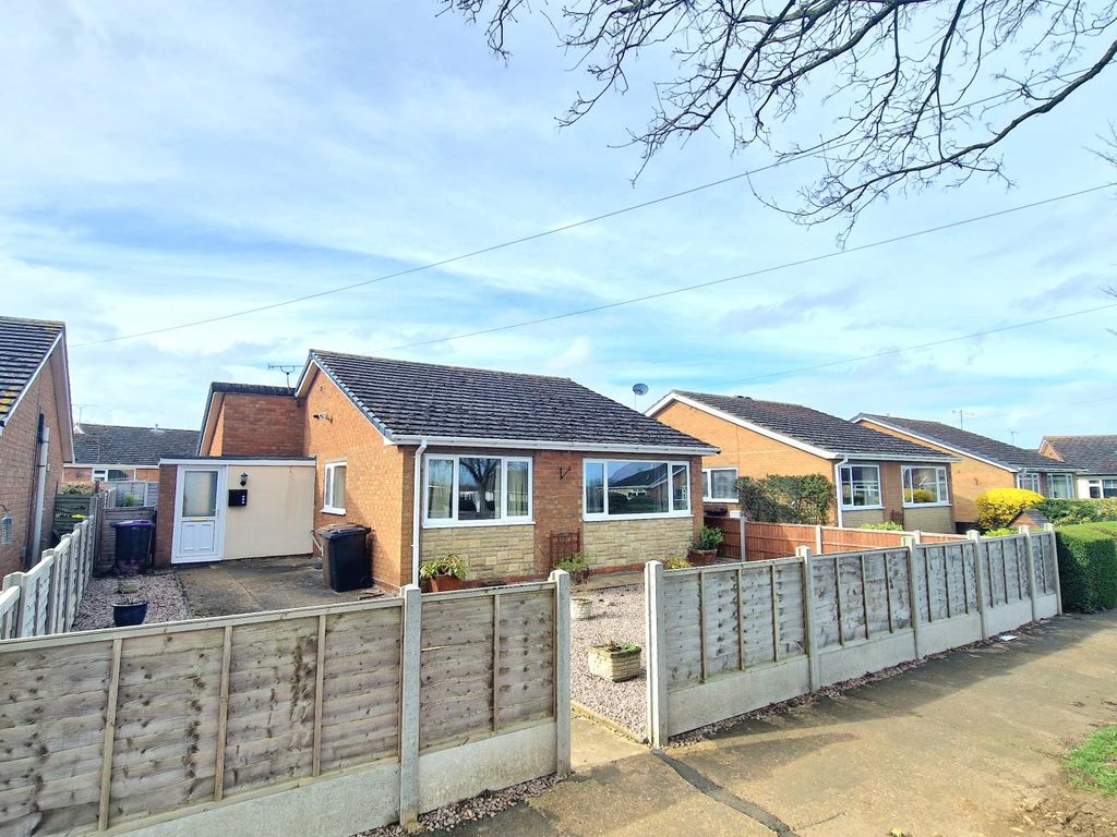 3 bed detached bungalow for sale in The Green, Leasingham NG34 Zoopla