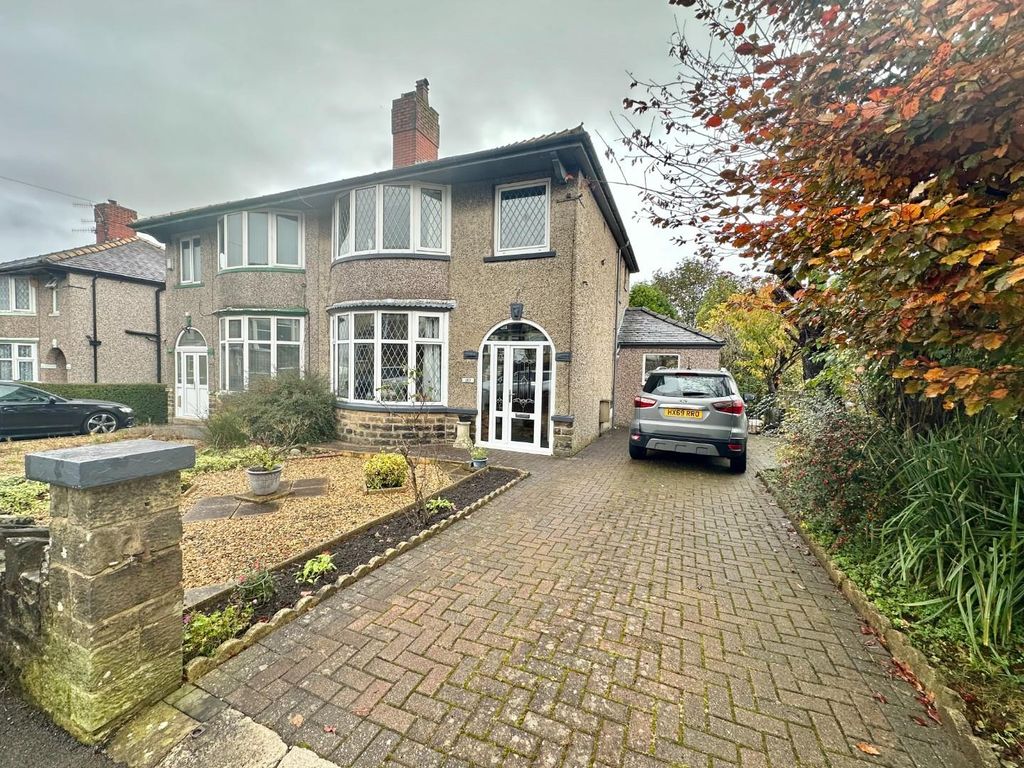 3 bed semidetached house for sale in Halifax Road, Nelson BB9, £