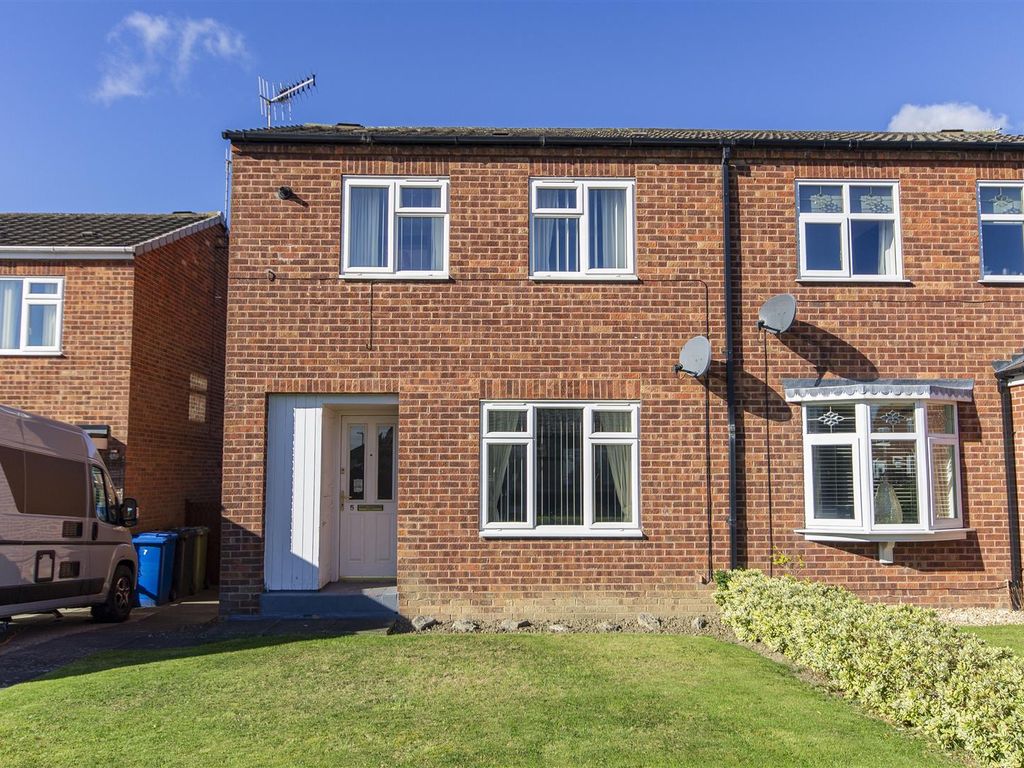 2 bed semidetached house for sale in Shirley Close, Holme Hall