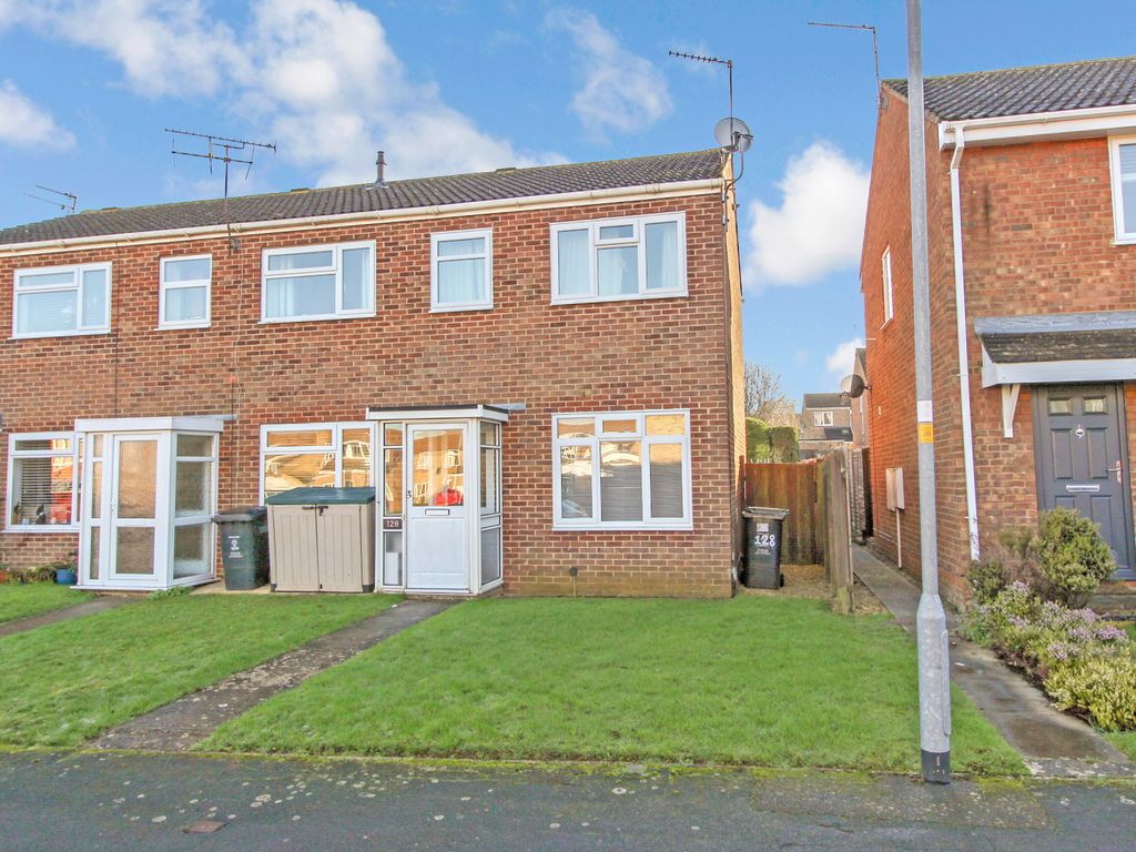 2 bed end terrace house to rent in Ridge Nether Moor, Liden, Swindon