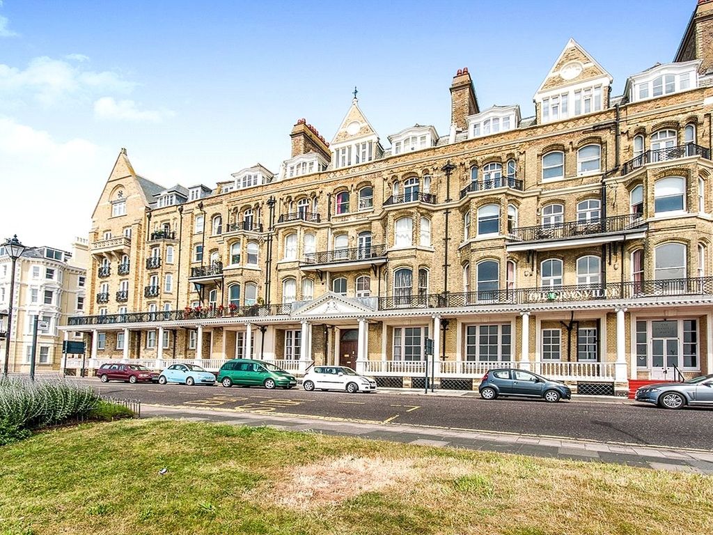 2 bed flat for sale in Victoria Parade, Ramsgate, Kent CT11, £250,000 Zoopla