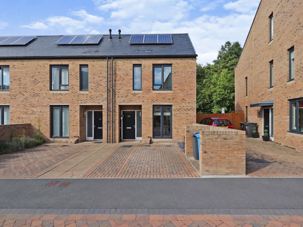 2 bed town house for sale in Castle Croft Drive, Sheffield S2 Zoopla