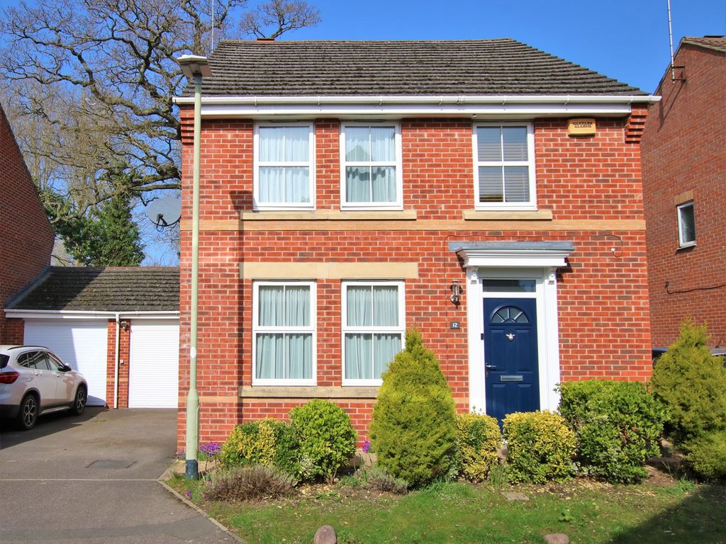4 bed detached house for sale in Bentley Drive, Arborfield, Reading RG2