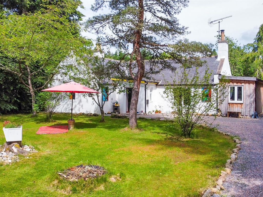5 bed cottage for sale in Carron, Aberlour AB38, £350,000 Zoopla