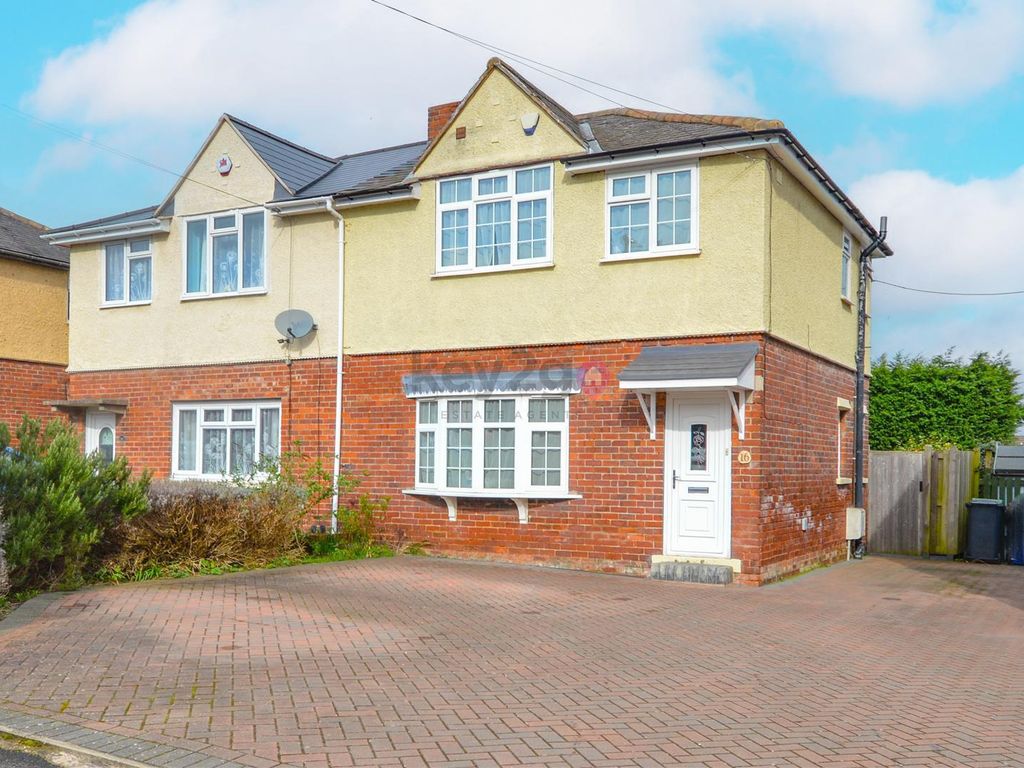 3 bed semidetached house for sale in Rosemary Road, Beighton