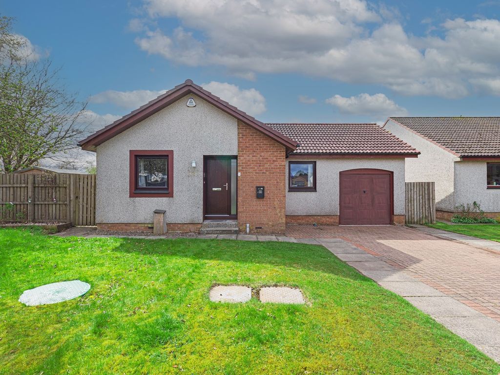 3 bed detached bungalow for sale in St Serfs Road, Crook Of Devon, Kinross KY13, £235,000 Zoopla
