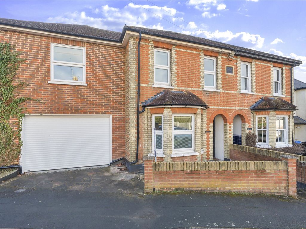 4 bed semidetached house for sale in Woking, Surrey GU21 Zoopla