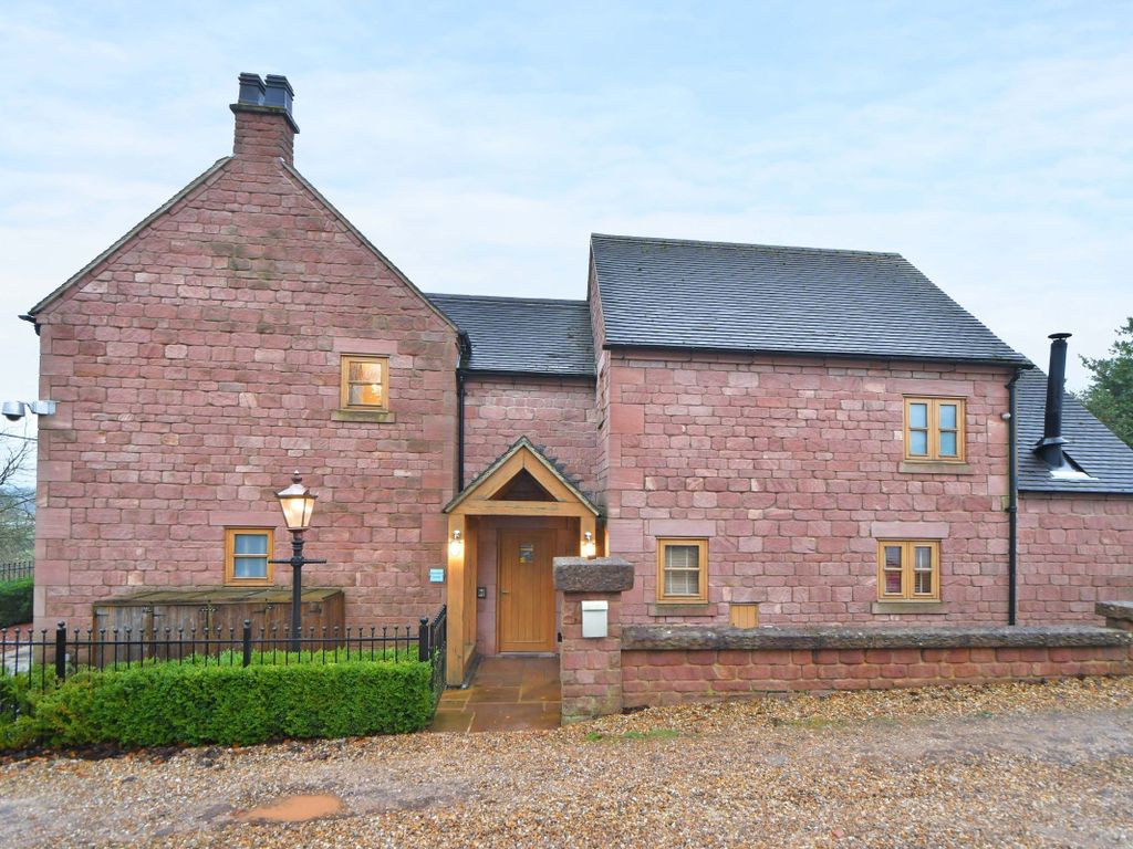 5 bed detached house to rent in Beaumont House, Church Lane, Endon
