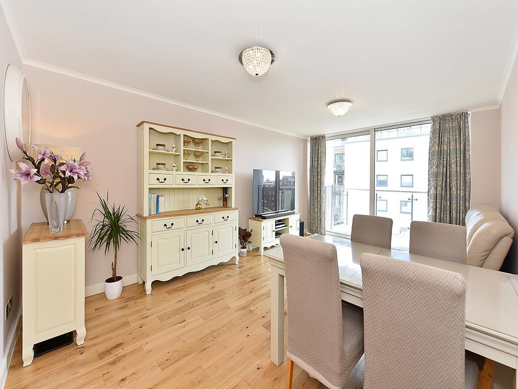 Berglen Court, Limehouse E14  