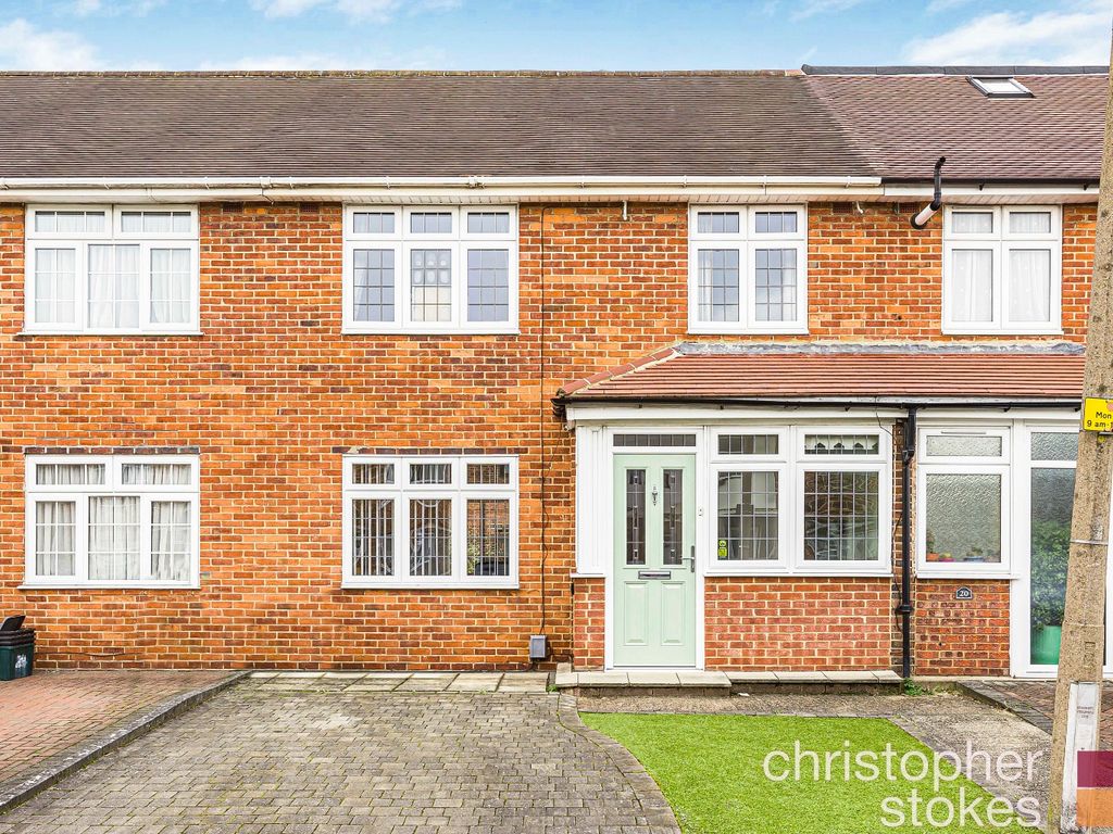 3 bed terraced house for sale in Steward Close, Cheshunt, Waltham Cross