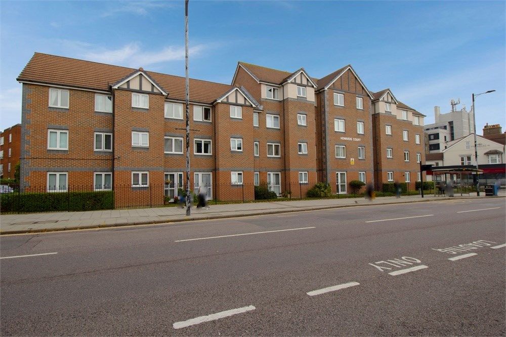 1 bed property for sale in Balmoral Road, WestcliffOnSea SS0 Zoopla