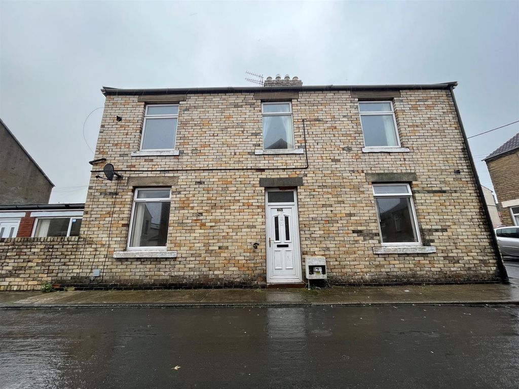 2 bed end terrace house for sale in Grey Street, Crook DL15, £55,000 Zoopla