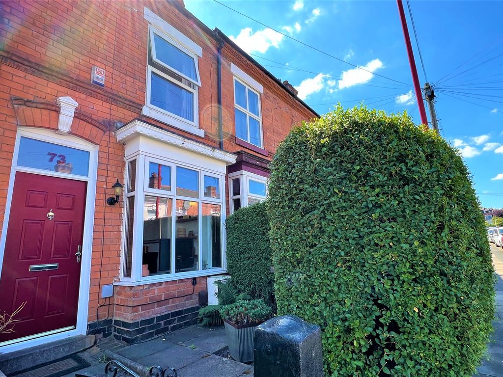 3 bed end terrace house for sale in Rowheath Road, Cotteridge
