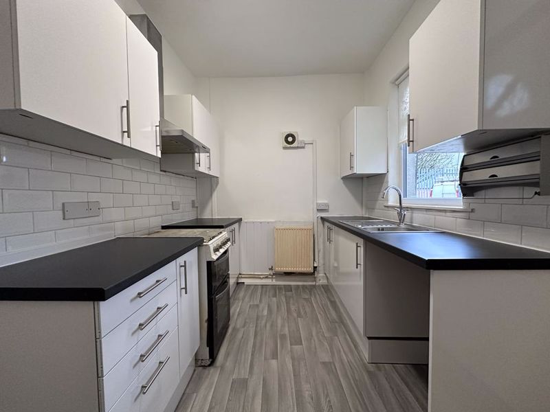 2 bed property to rent in Station Road, Horwich, Bolton, Greater