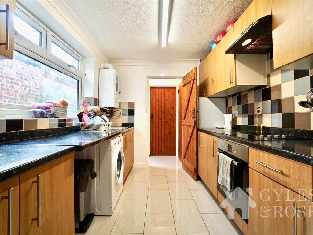 2 bed terraced house for sale in Fingringhoe Road, Colchester CO2, £