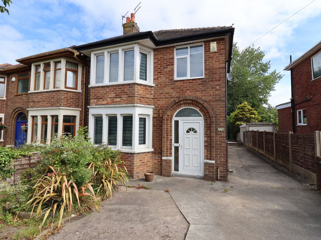 4 bed semidetached house for sale in Blackpool Old Road, PoultonLe