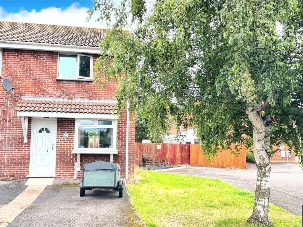 2 bed detached house for sale in Larkspur Close, Weymouth, Dorset DT4