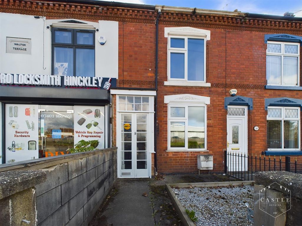 3 bed terraced house for sale in Coventry Road, Hinckley LE10, £165,000