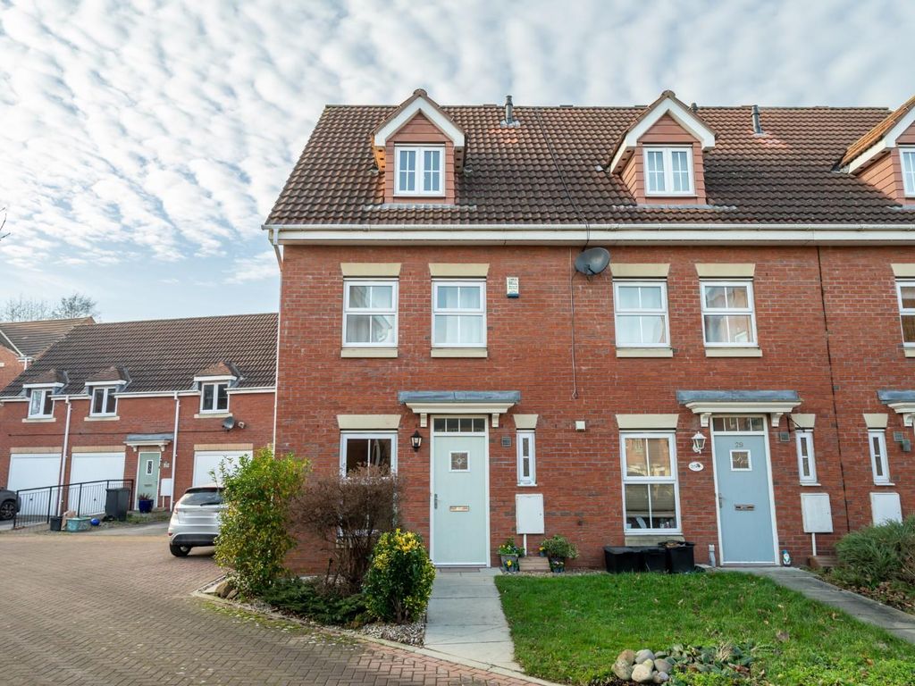 3 bed semidetached house for sale in Princess Drive, Boroughbridge